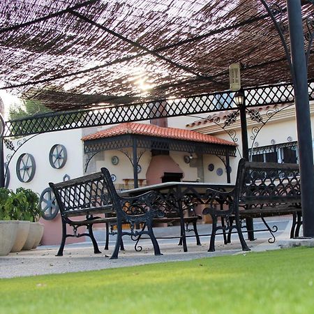 Cortijo La Torre De Caniles La Vega  ภายนอก รูปภาพ