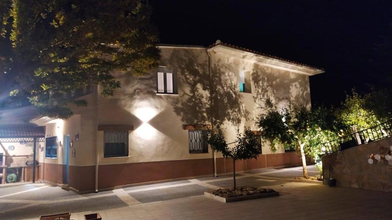 Cortijo La Torre De Caniles La Vega  ภายนอก รูปภาพ